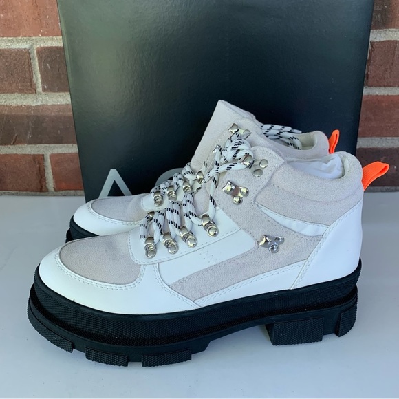 Aqua Womens Hiker Block Heel White Lace Up Hiking Ankle Boots US 7.5 M - Picture 4 of 9